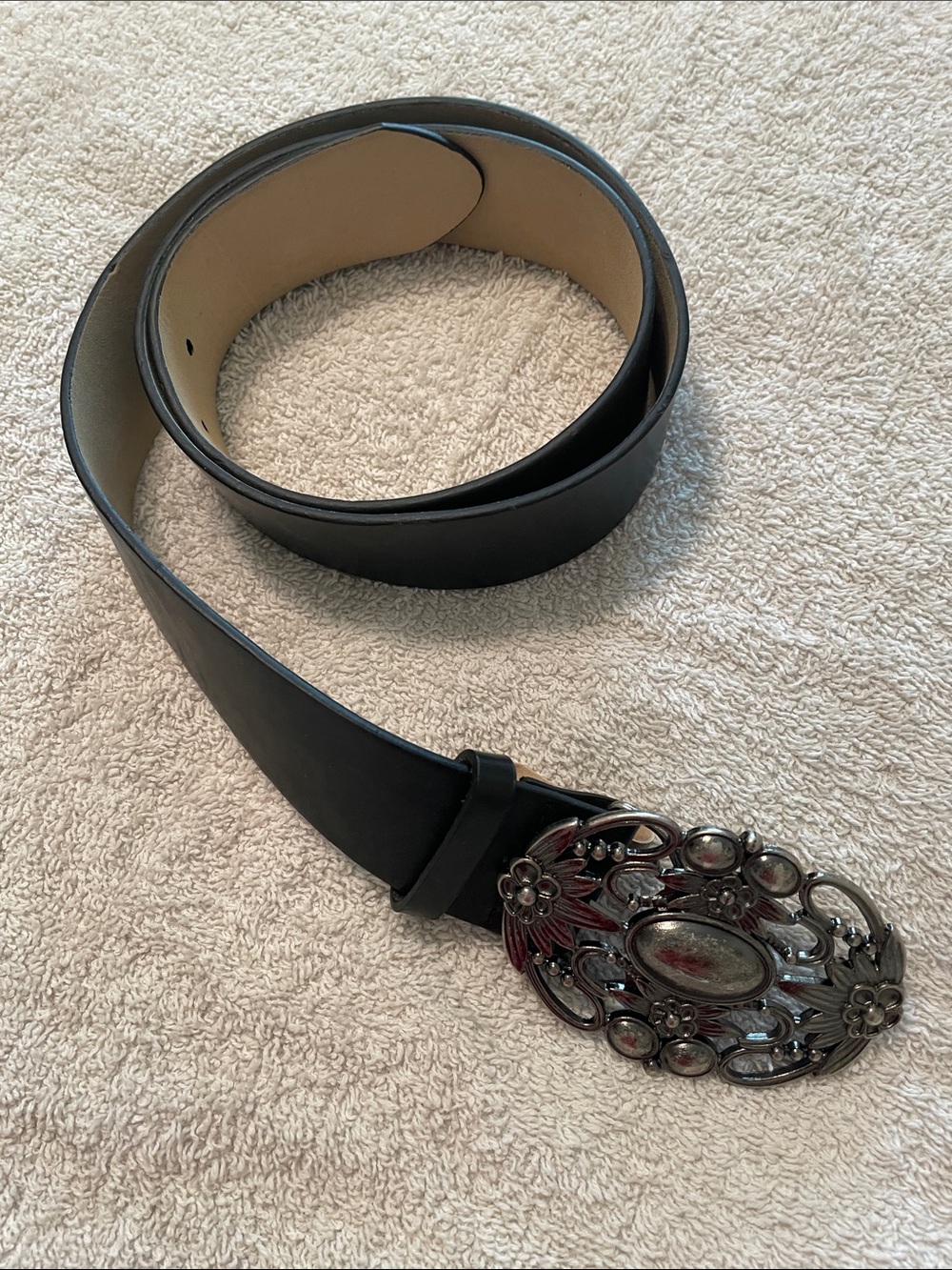 Black Women's Fashion Belt with Decorative Silver-Tone Buckle